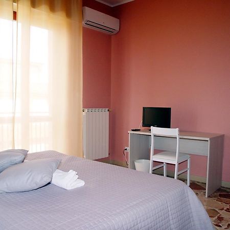 B&B Don Pedro Riposto Rom bilde